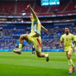 Lopez leads Spain