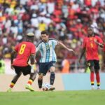 Argentina defeat Angola 2-0