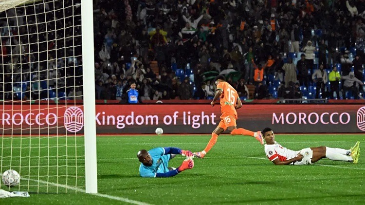 Diallo scores