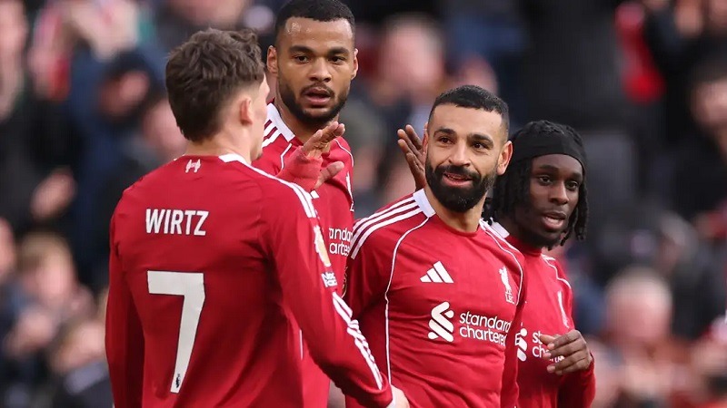Ngumoha shines as Liverpool