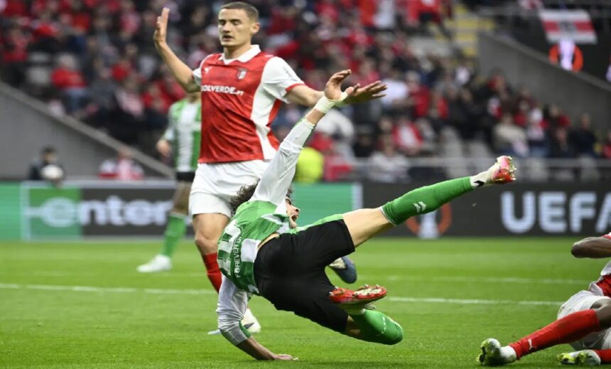 Real Betis fight back to secure 1-1 draw at Braga